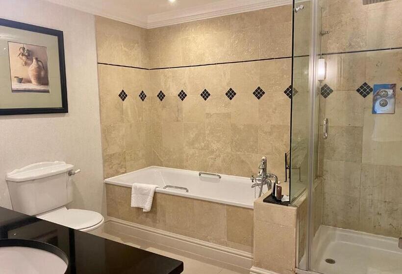 Полулюкс, Rowhill Grange Hotel & Utopia Spa