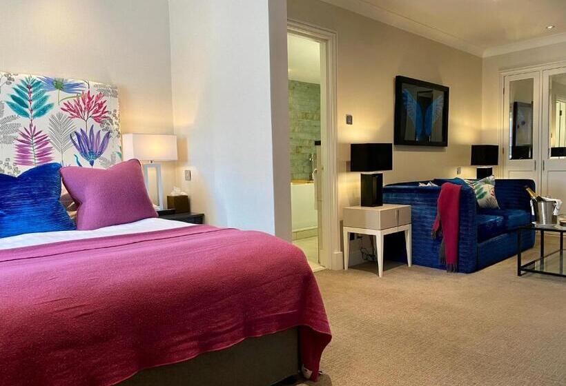 Полулюкс, Rowhill Grange Hotel & Utopia Spa