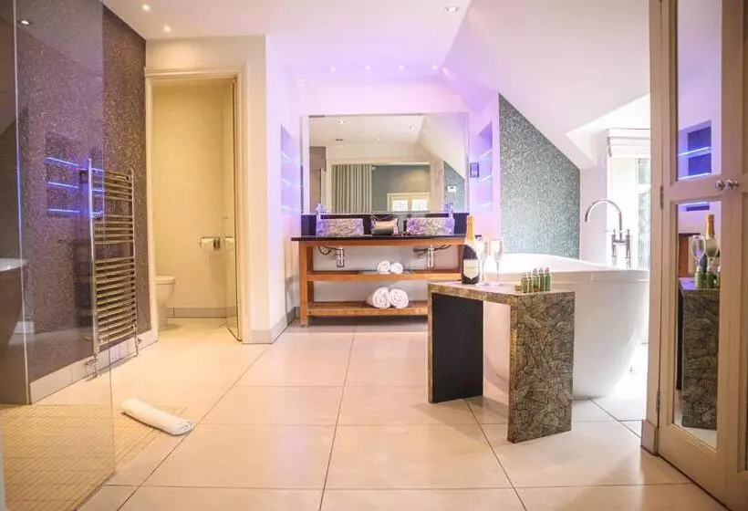 マスタースイートルーム, Rowhill Grange Hotel & Utopia Spa