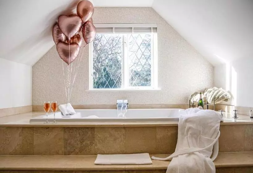 マスタースイートルーム, Rowhill Grange Hotel & Utopia Spa