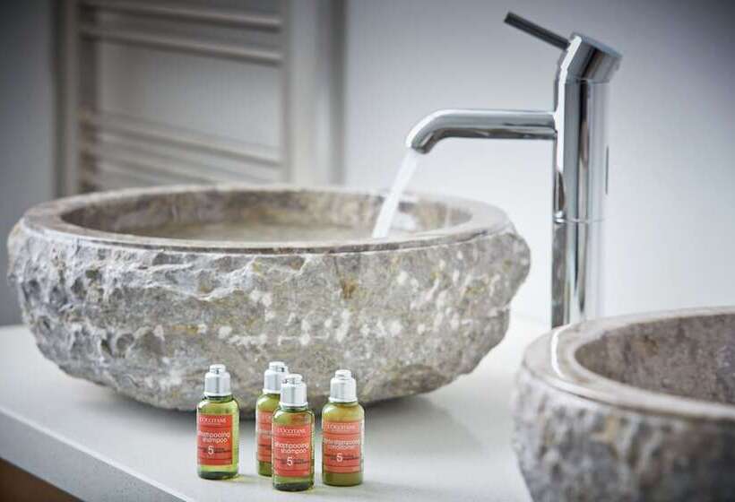 Полулюкс, Rowhill Grange Hotel & Utopia Spa