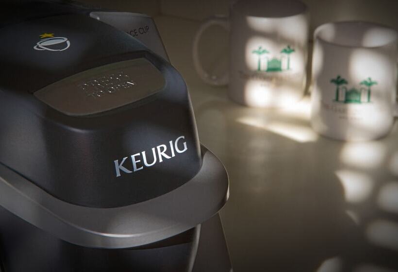 חדר סטנדרט, The Gardens