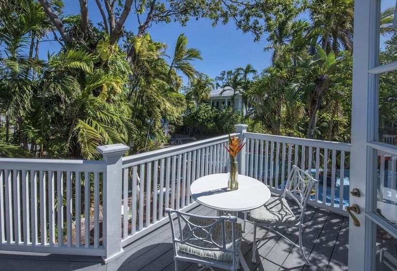 סוויטת מאסור, The Gardens