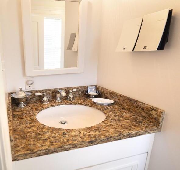 חדר סטנדרט, The Gardens