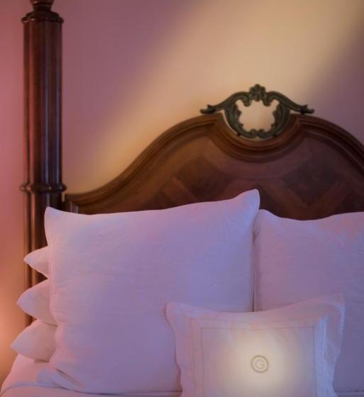 חדר סטנדרט, The Gardens