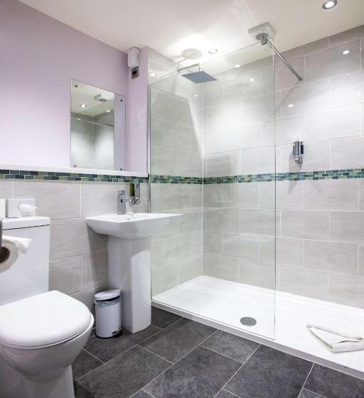 غرفة قياسية, The Wyndham Hotel