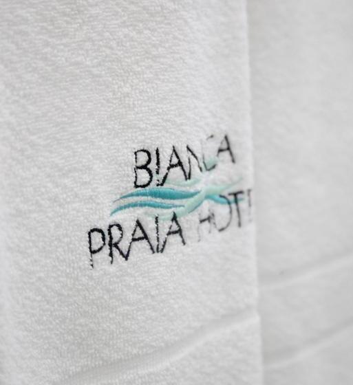 غرفة قياسية رباعية, Bianca Praia