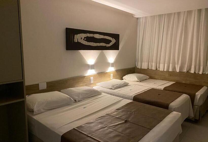 غرفة قياسية رباعية, Bianca Praia