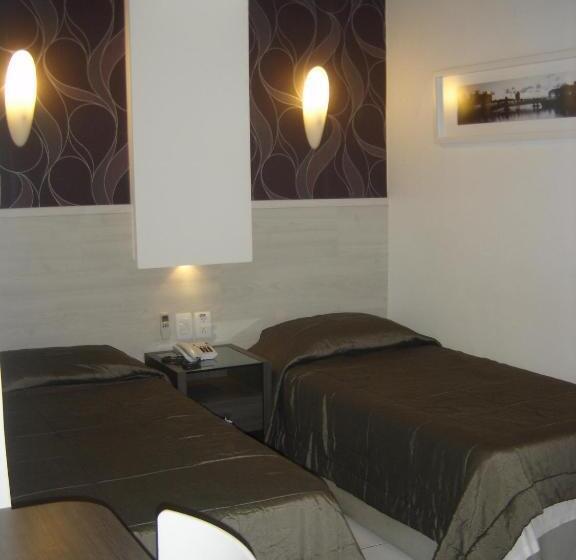 غرفة قياسية, Bianca Praia