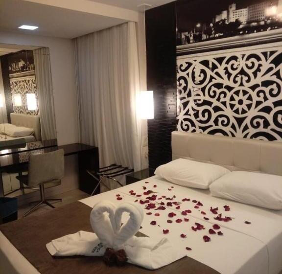 غرفة قياسية, Bianca Praia