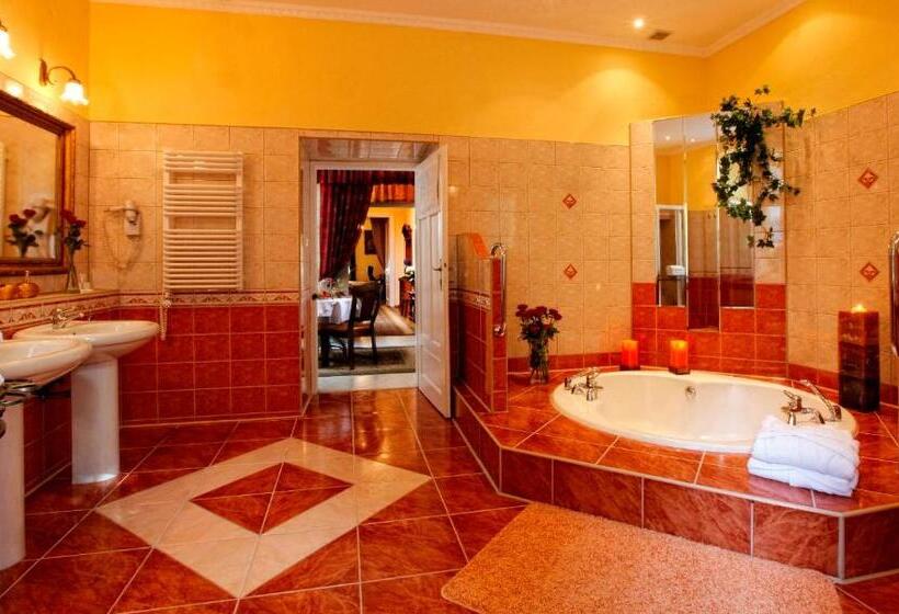 Апартаменты Deluxe 2 Спальни, Europejski