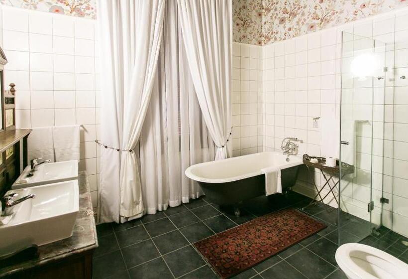 חדר דלוקס, Matoppo Inn