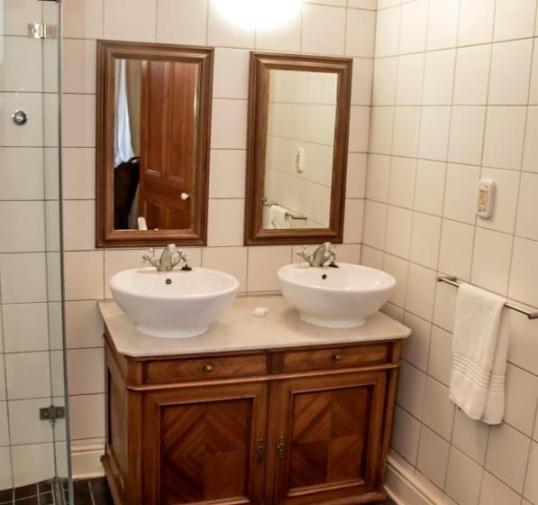 חדר דלוקס, Matoppo Inn