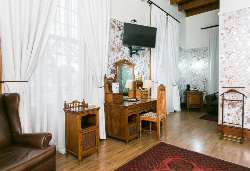 חדר משפחתי דלוקס, Matoppo Inn