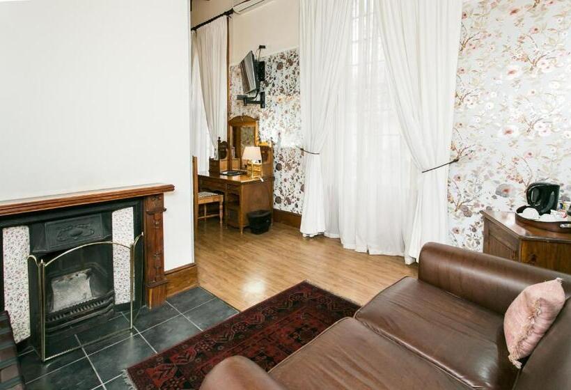 חדר משפחתי דלוקס, Matoppo Inn