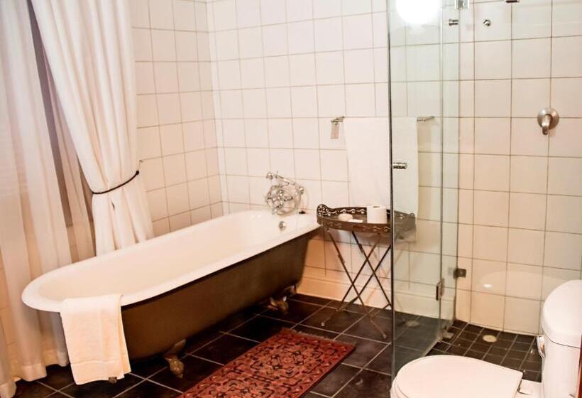 חדר משפחתי דלוקס, Matoppo Inn