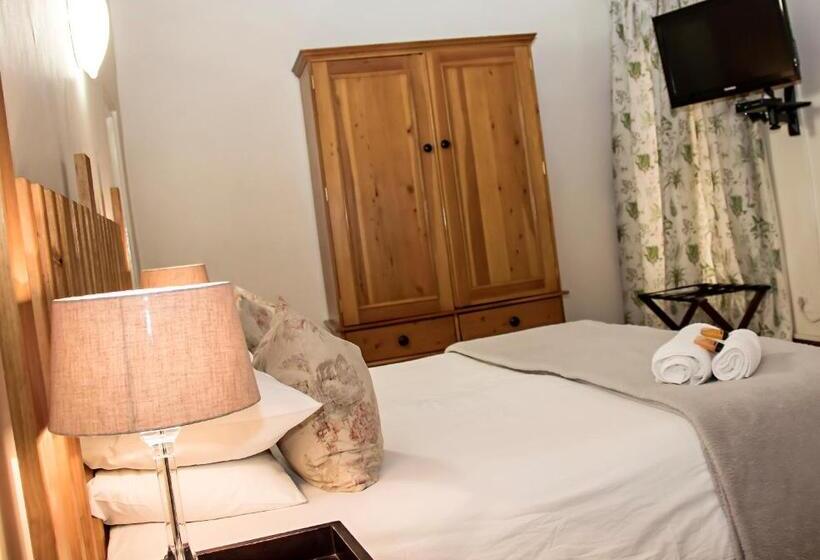 חדר דחוקס עם מיטת קינג, Matoppo Inn