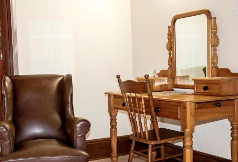 חדר משפתחתי סופריור, Matoppo Inn