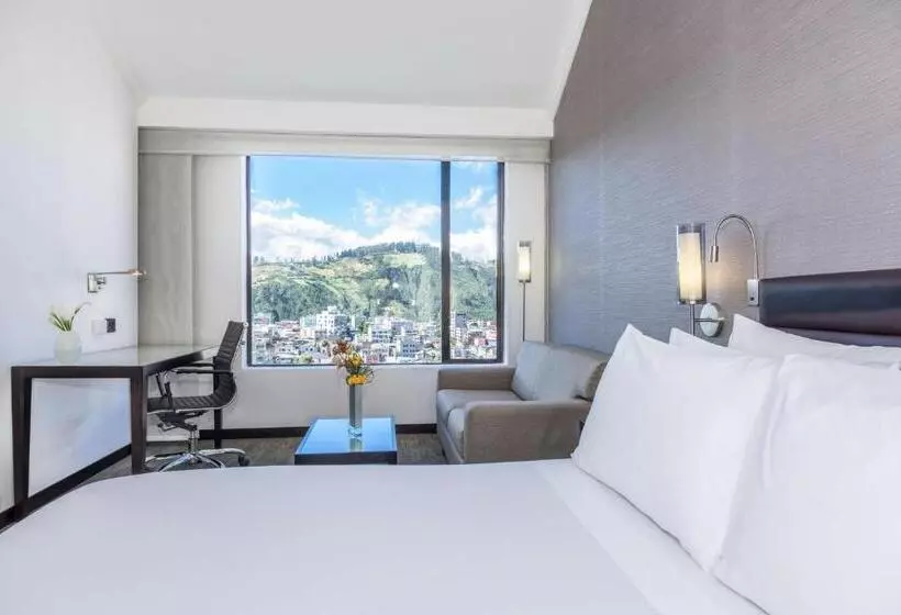 ファミリールーム, NH Collection Quito Royal