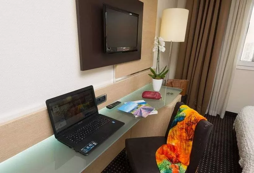 スタンダードトリプルルーム, Nice Pam Hotel Fully Renovated