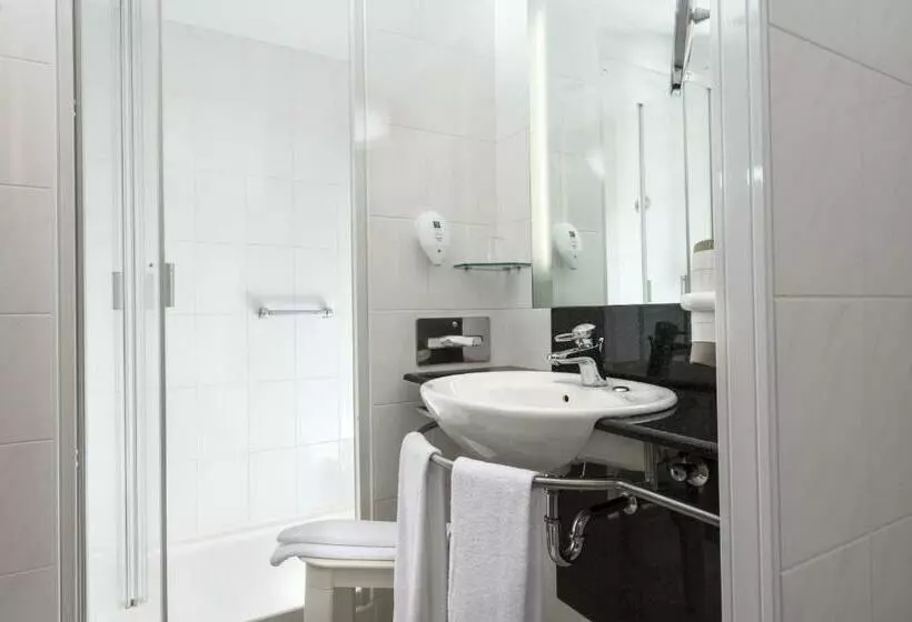 Superior Yhden Hengen Huone, Radisson Blu Furst Leopold