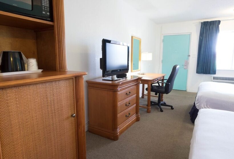 חדר סטנדרט שתי מיטות זוגיות, Rodeway Inn Clearwater   Central