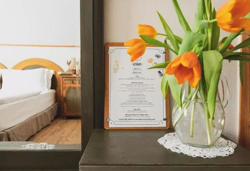 デラックスルーム, Nomad Hotel & Glamping