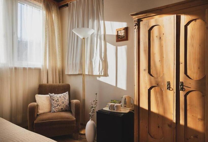 豪华三人间, Nomad Hotel & Glamping