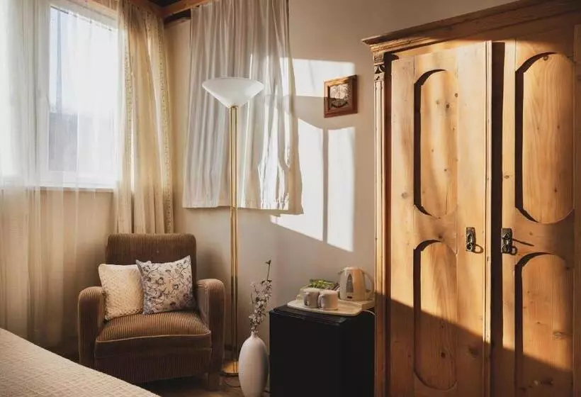 デラックストリプルルーム, Nomad Hotel & Glamping
