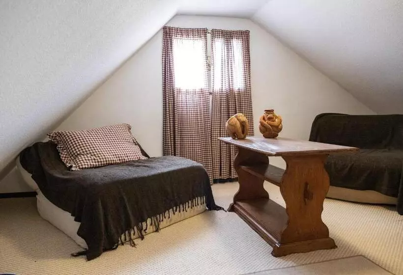 デラックスの４人部屋, Nomad Hotel & Glamping