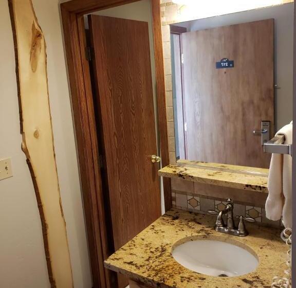 غرفة قياسية مطلة على الجبل, Browns Canyon Inn