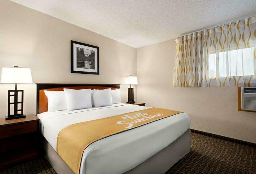 غرفة قياسية, Days Inn By Wyndham Cortez