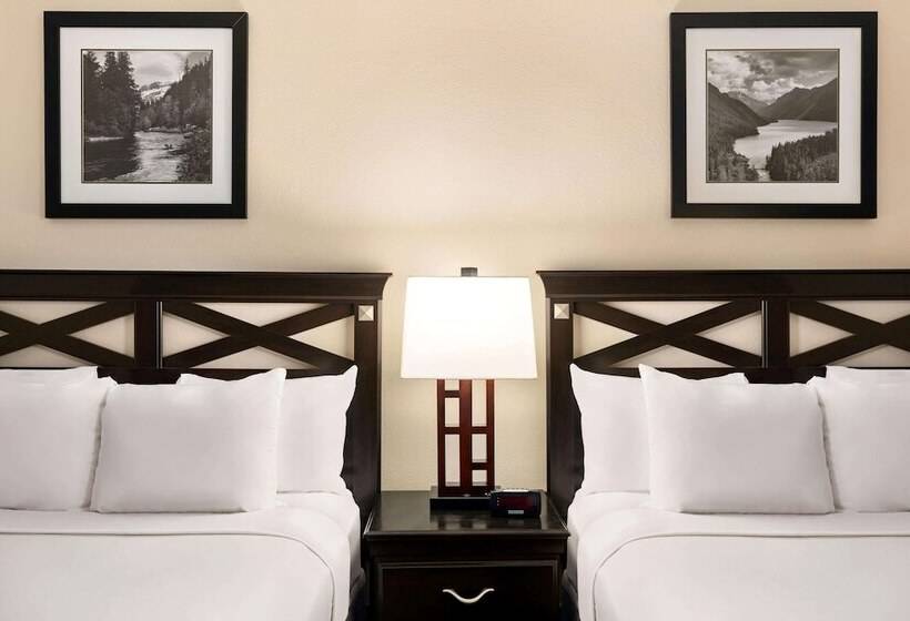 غرفه قياسيه سريرين مزدوجين, Days Inn By Wyndham Cortez