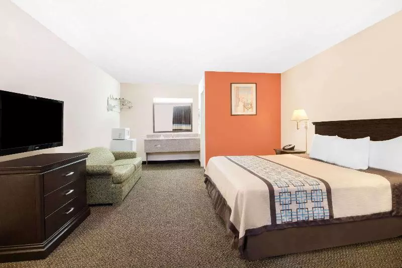 اتاق استاندارد با تخت بزرگ, Days Inn By Wyndham Hobbs