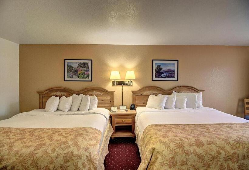 חדר סטנדרט, Days Inn & Suites By Wyndham Lolo