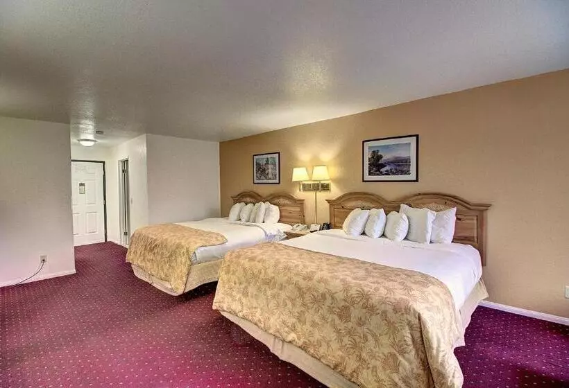 Standard-huone, Days Inn & Suites By Wyndham Lolo