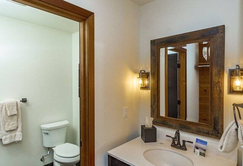 غرفة ديلوكس, Denali Bluffs