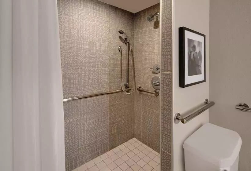 سوئیت برای معلولان, Embassy Suites By Hilton San Rafael Marin County