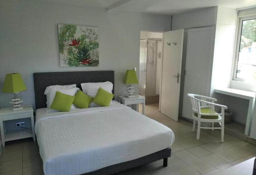 اتاق استاندارد با چشمانداز باغ, Hôtel Frégate Bleue