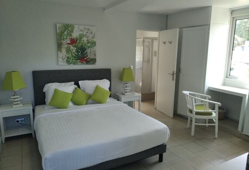 اتاق استاندارد, Hôtel Frégate Bleue