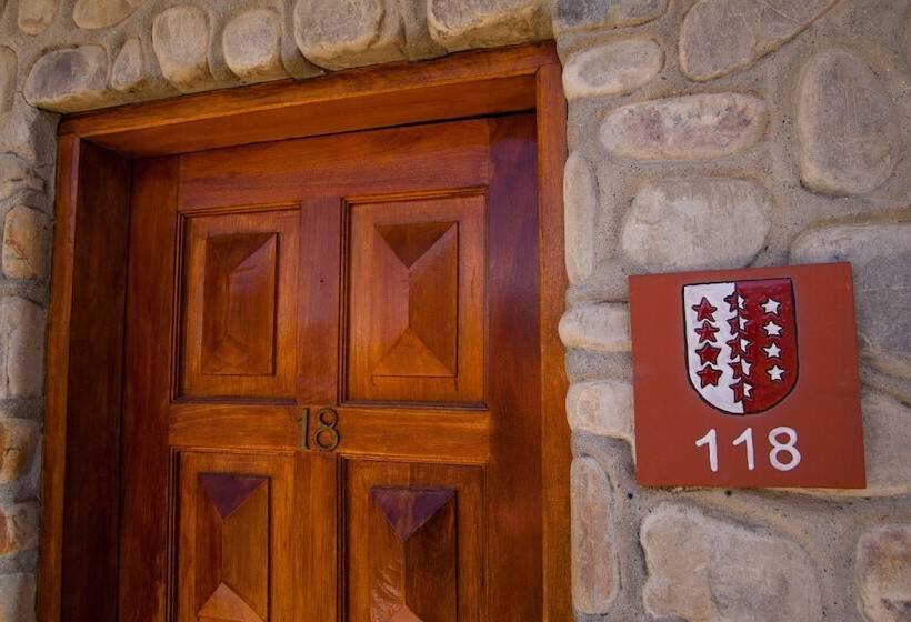 اتاق استاندارد یک نفره, Oberland