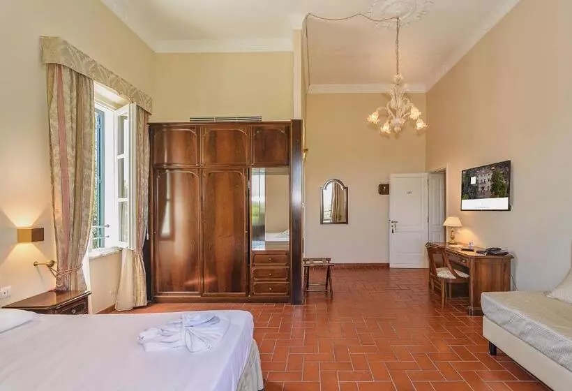 سوییت جونیور, Villa San Michele