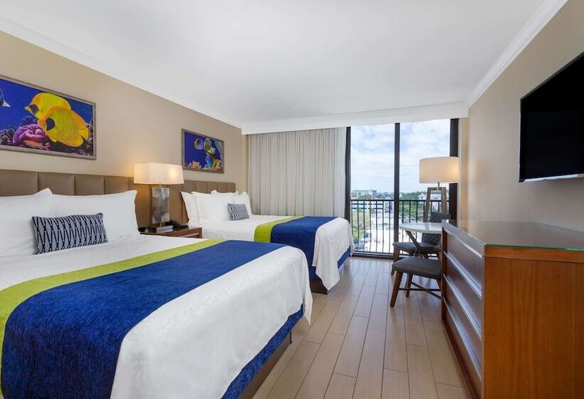 غرفه قياسيه سريرين مزدوجين, Wyndham Deerfield Beach Resort