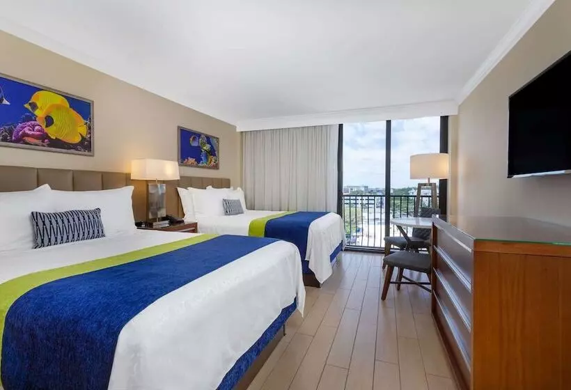 ２ダブルベッドのスタンダードルーム, Wyndham Deerfield Beach Resort