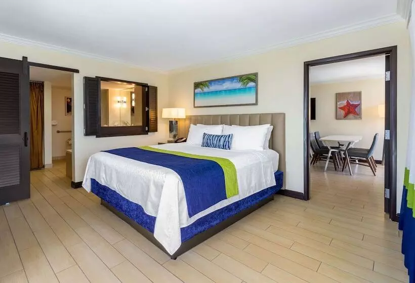 身障者適用スイートルーム, Wyndham Deerfield Beach Resort