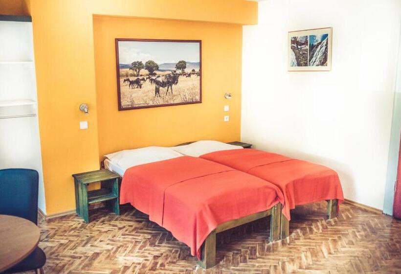Номер Стандарт Трехместный, Retro Hotel Pod Zvičinou