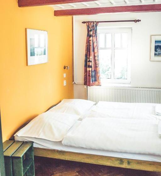 Семейный Номер, Retro Hotel Pod Zvičinou