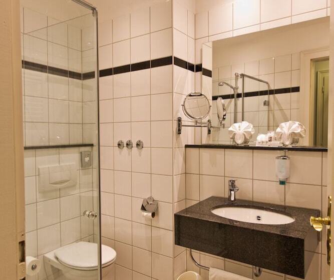 舒适型单人间, Astor & Apart