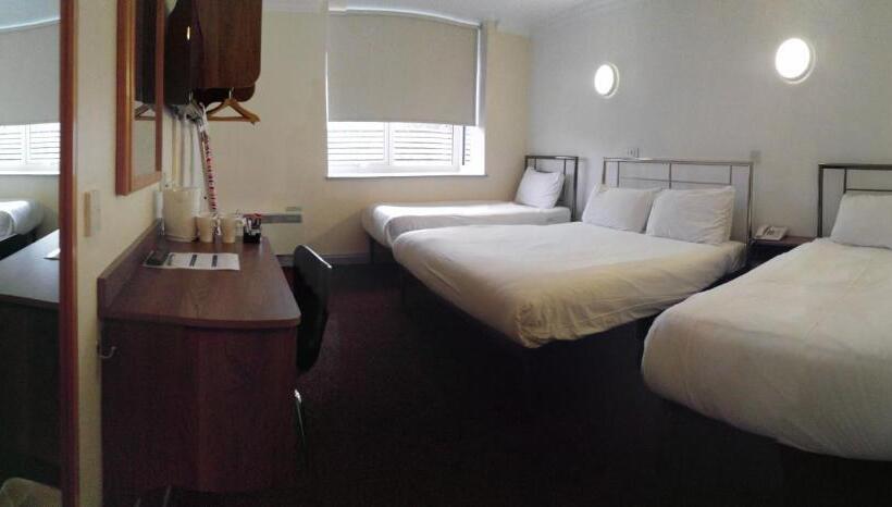 4인용 스탠다드 룸, 247hotel.com