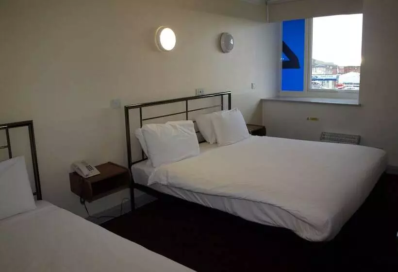 اتاق استاندارد سه نفره, 247hotel.com